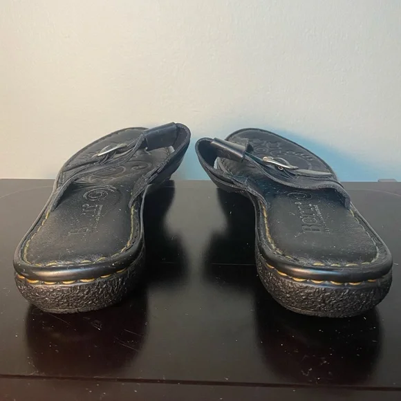 BORN Dark Brown Handcrafted Leather Sandals - Picture 7 of 8